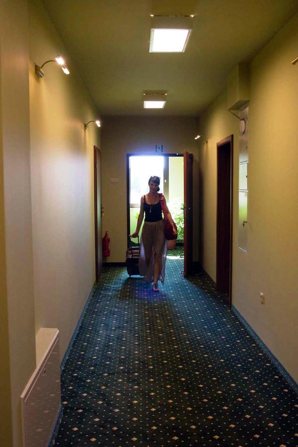 Hotel Kochanow Kochanow  Екстериор снимка