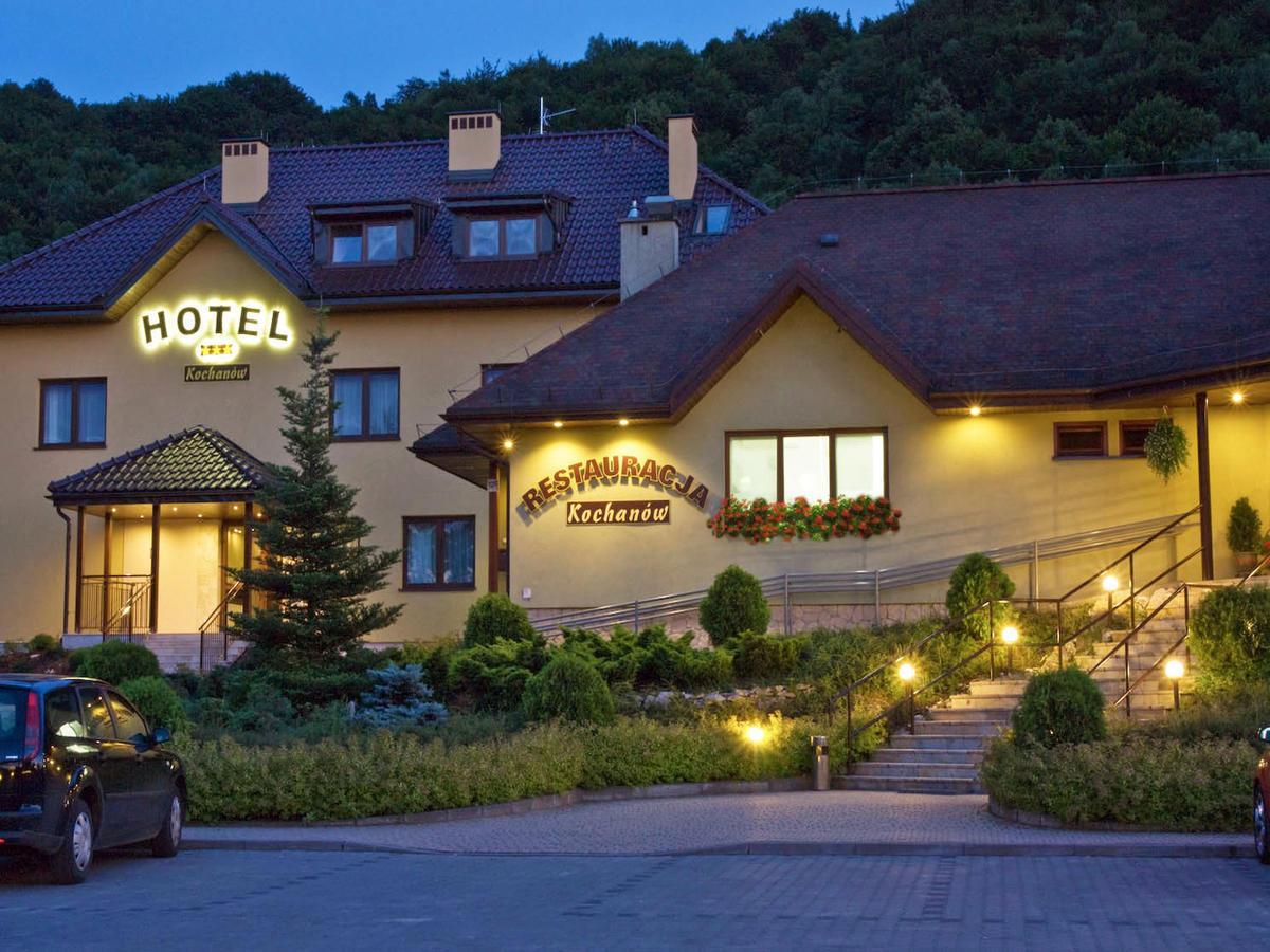 Hotel Kochanow Kochanow  Екстериор снимка