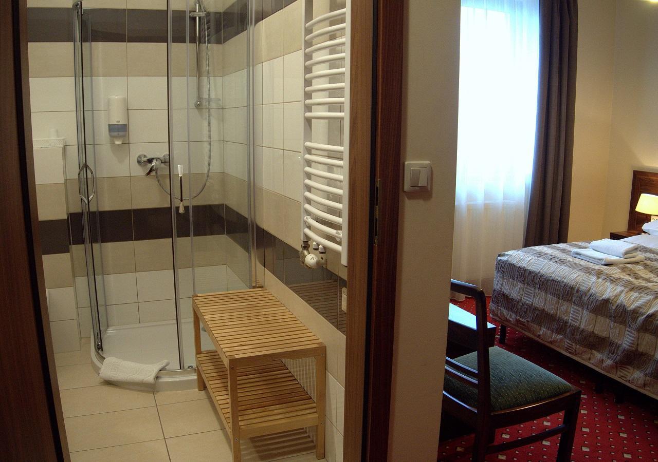 Hotel Kochanow Екстериор снимка