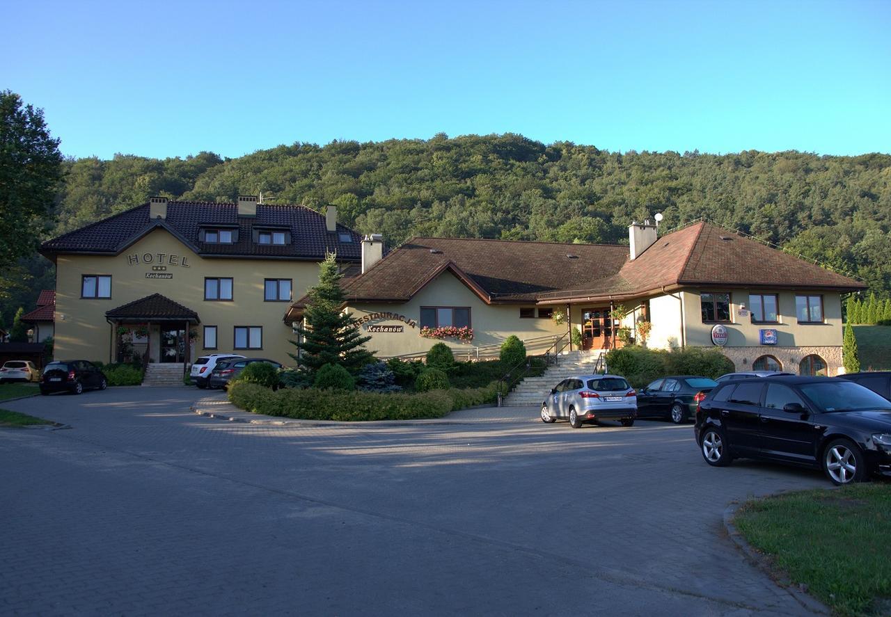 Hotel Kochanow Kochanow  Екстериор снимка