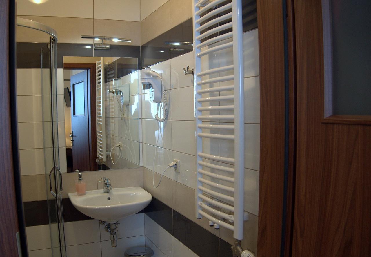 Hotel Kochanow Kochanow  Екстериор снимка